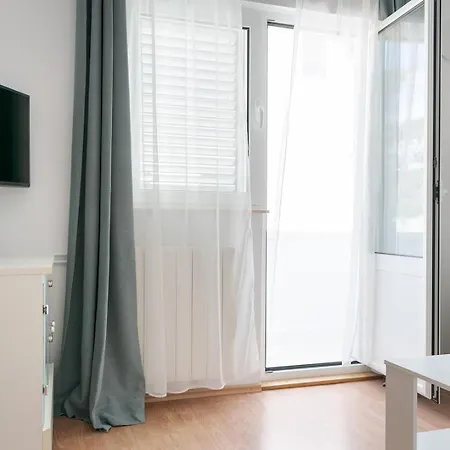 Maestral Arba Bed & Breakfast 3*