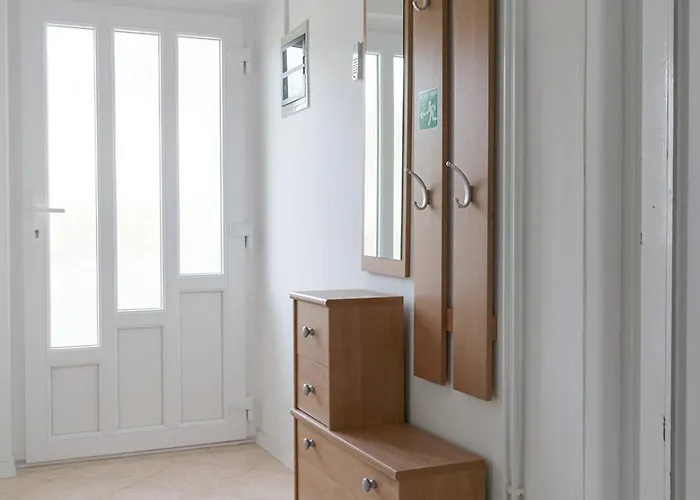 ベッド・アンド・ブレックファスト Maestral Arba