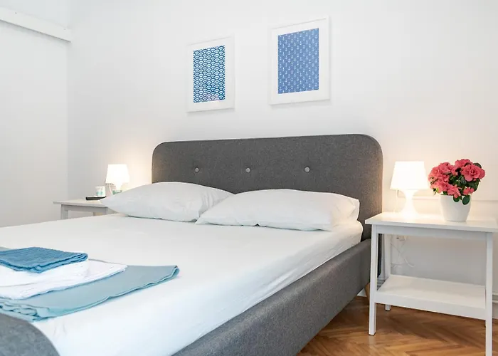 ベッド・アンド・ブレックファスト Maestral Arba Barbat na Rabu